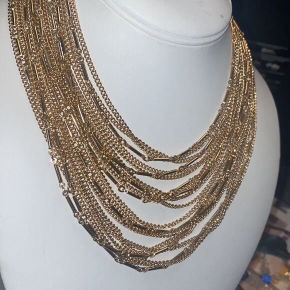 Classic Pegasus Coro Multi-strand Gold Tone Chain Necklace - Picture 3 of 8